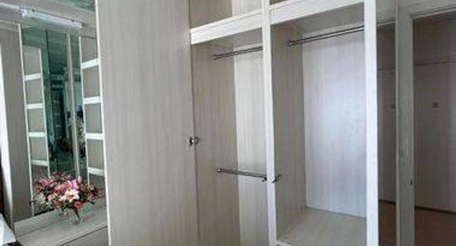 For sale 1 bed condo in Thon Buri, Bangkok