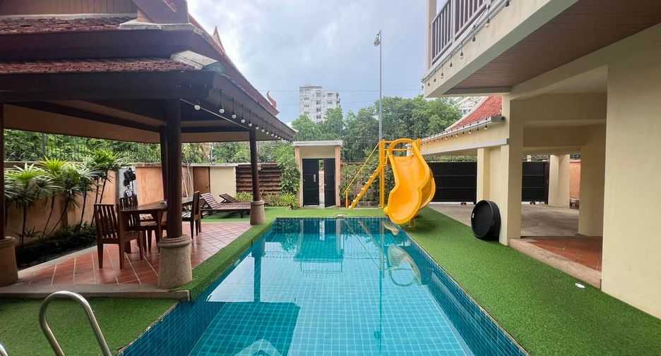 Haus zum Kauf mit 3 Zimmer in Pratumnak, Pattaya