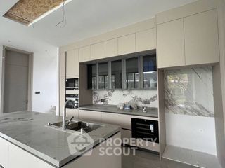 Villa en venta de 4 habitaciones en Bang Lamung, Chonburi