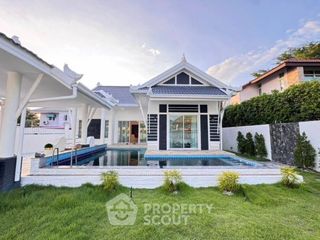 À louer 5 chambres maison à Bang Lamung, Chonburi