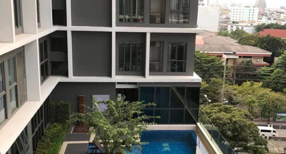 For sale 2 bedrooms condo in Ratchathewi, Bangkok