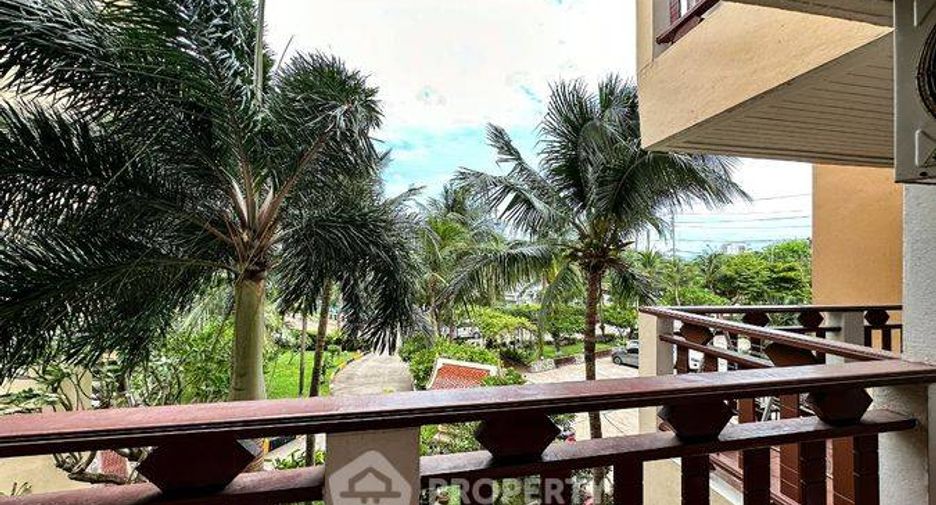For sale 2 bedrooms townhouse in Lat Phrao, Bangkok