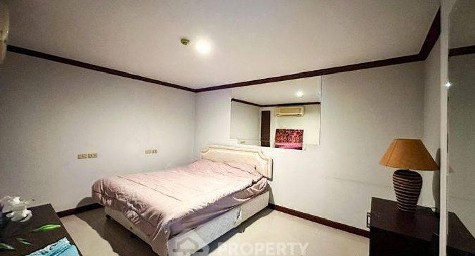 For sale 2 bedrooms townhouse in Lat Phrao, Bangkok