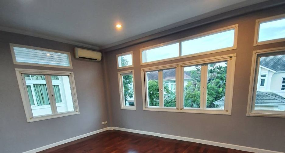 Haus zum Kauf mit 4 Zimmer in Bueng Kum, Bangkok