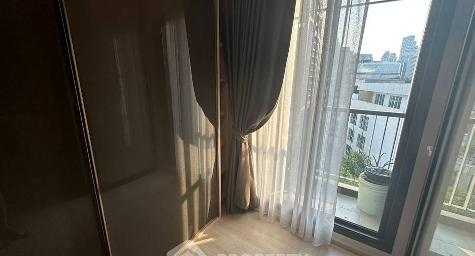 For sale 1 bed condo in Pathum Wan, Bangkok