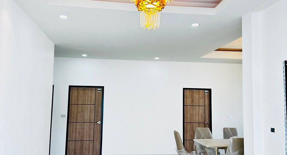 À vendre 4 chambres villa à East Pattaya, Pattaya