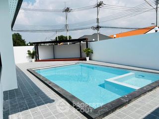 À vendre 4 chambres villa à Bang Lamung, Chonburi