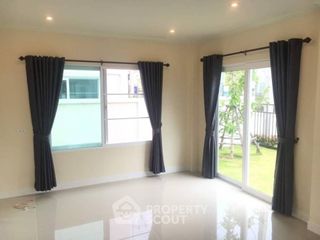 For sale 3 bedrooms condo in Mueang Chon Buri, Chonburi