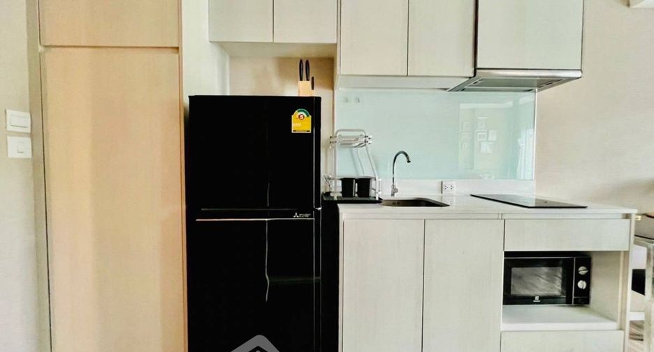 For sale 1 bed condo in Si Racha, Chonburi