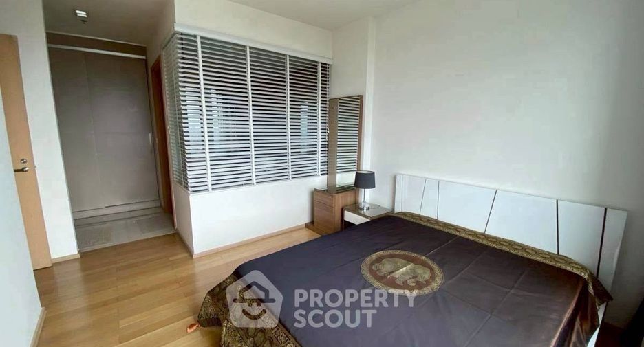 For rent 2 bedrooms condo in Khlong Toei, Bangkok