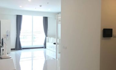 Wohnung zum Kauf mit 1 Zimmer in Yan Nawa, Bangkok