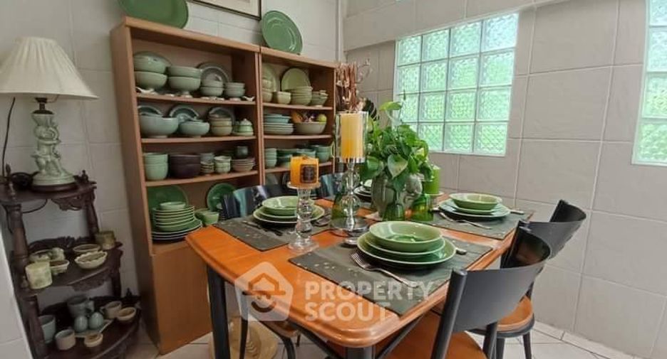 For sale 3 bedrooms townhouse in South Pattaya, Pattaya