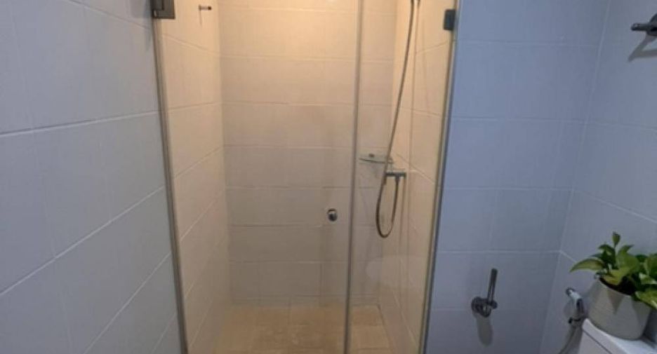 For sale 1 bed condo in Thon Buri, Bangkok