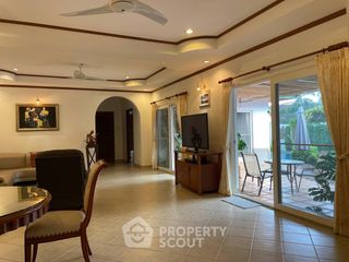For sale 3 bedrooms villa in Bang Lamung, Chonburi