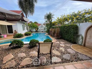 For sale 3 bedrooms villa in Bang Lamung, Chonburi