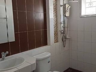 出售 4 卧室 独立屋 在 Si Racha, Chon Buri