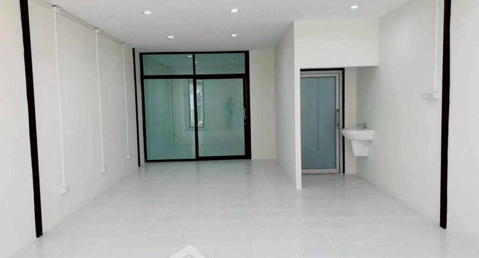 For rent 5 bedrooms house in East Pattaya, Pattaya