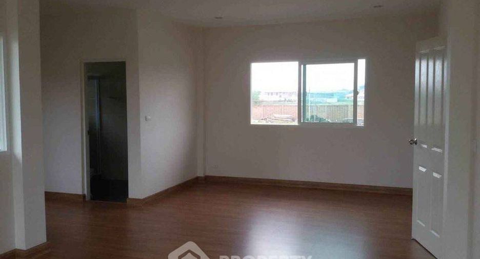 For sale 4 bedrooms house in Sai Mai, Bangkok