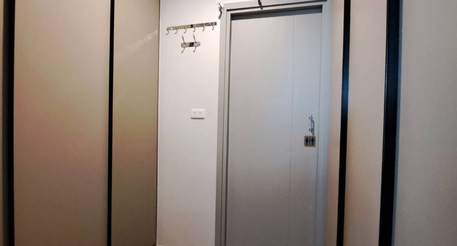 For sale 2 bedrooms condo in Phaya Thai, Bangkok