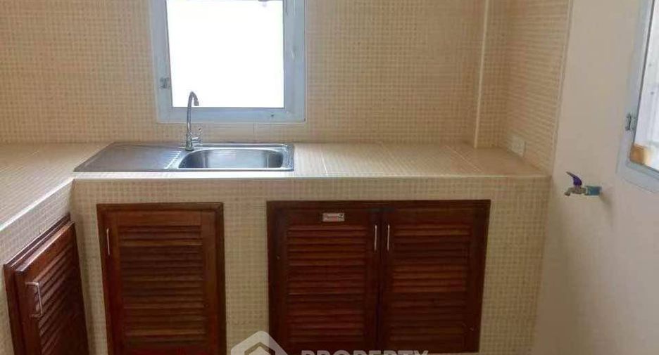 À vendre 3 chambres maison à Mueang Chon Buri, Chonburi