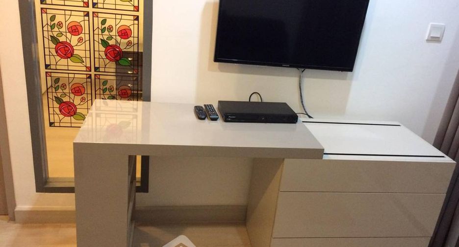 For sale 1 bed condo in Phra Khanong, Bangkok