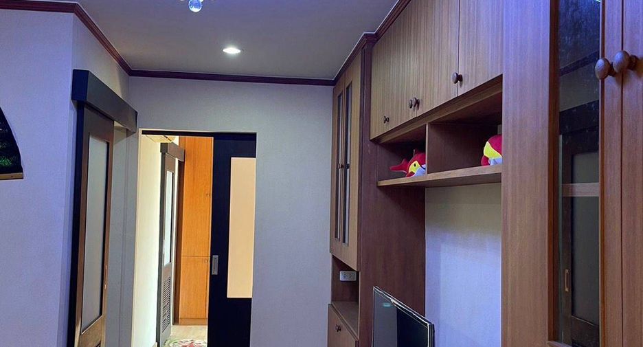 Wohnung zum Kauf mit 2 Zimmer in Si Racha, Chonburi