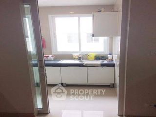 À vendre 1 chambre condo à Wang Thonglang, Bangkok