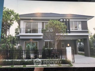 For sale 3 bedrooms house in Khan Na Yao, Bangkok
