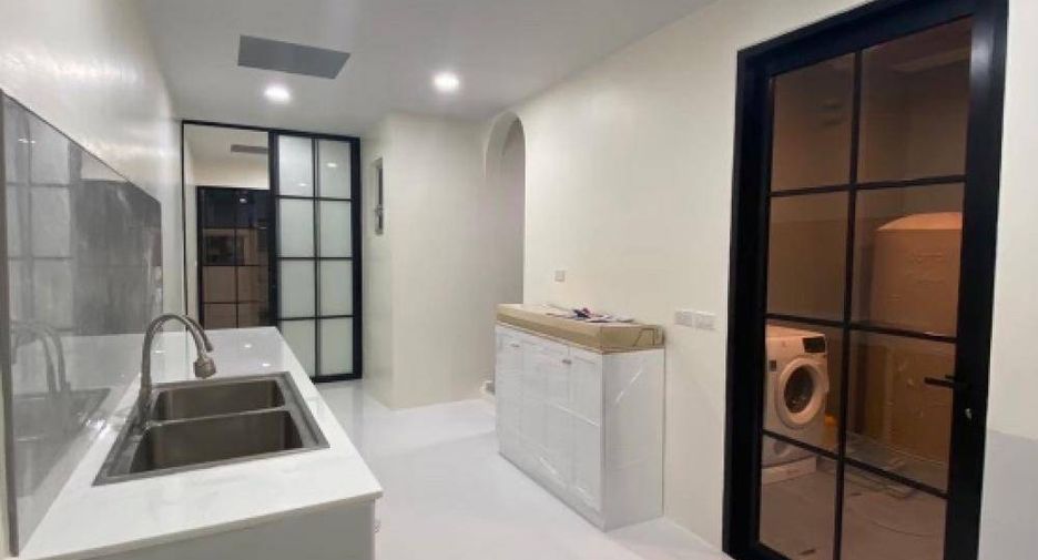 Casa en venta de 3 habitaciones en Khan Na Yao, Bangkok