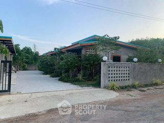 For sale 5 bedrooms villa in Sattahip, Chonburi