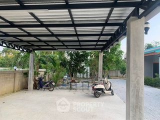 For sale 5 bedrooms villa in Sattahip, Chonburi