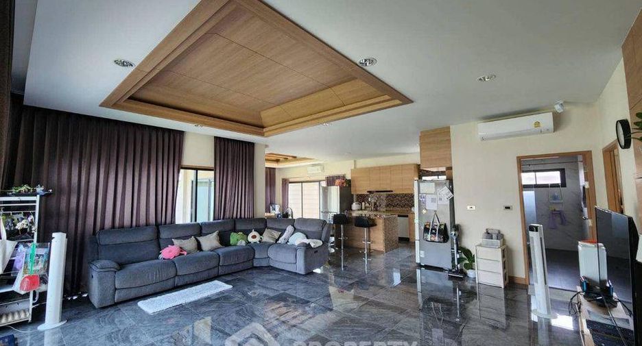 Casa en venta de 3 habitaciones en Huay Yai, Pattaya
