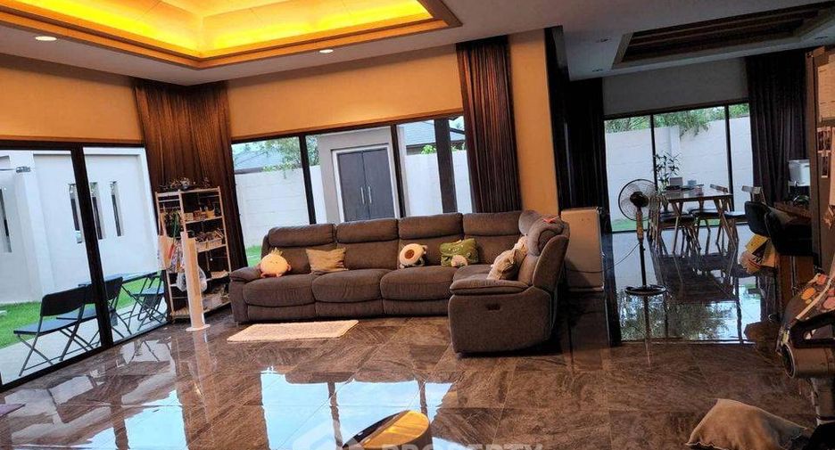 Casa en venta de 3 habitaciones en Huay Yai, Pattaya