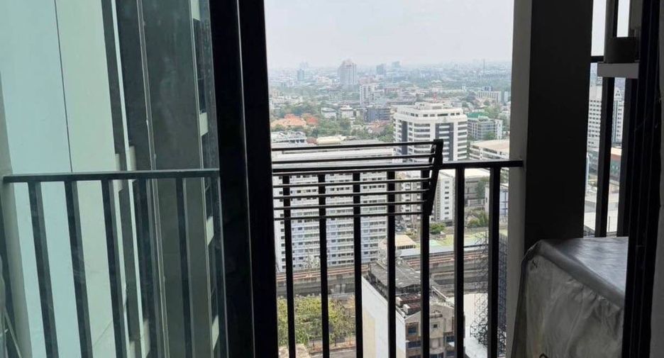 For rent 1 bed condo in Watthana, Bangkok