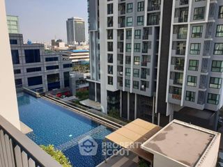 For sale 2 bedrooms condo in Huai Khwang, Bangkok
