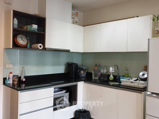 For sale 2 bedrooms condo in Huai Khwang, Bangkok