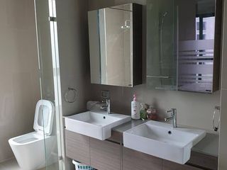For sale 2 bedrooms condo in Huai Khwang, Bangkok