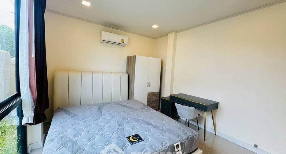 Haus zur Miete mit 4 Zimmer in East Pattaya, Pattaya