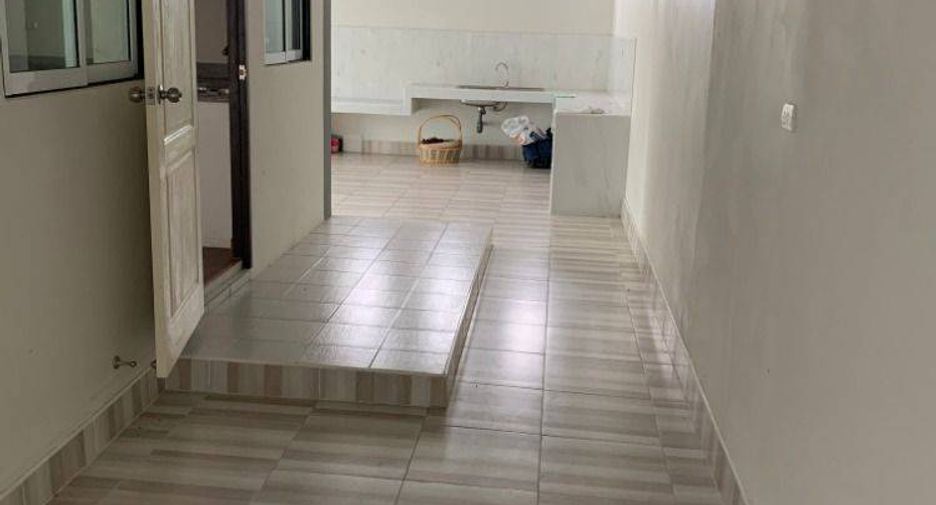 出售 3 卧室 独立屋 在 Mueang Chon Buri, Chon Buri