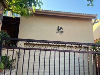 Casa en alquiler de 3 habitaciones en Bang Lamung, Chonburi