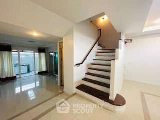For sale 3 bedrooms townhouse in Bang Lamung, Chonburi