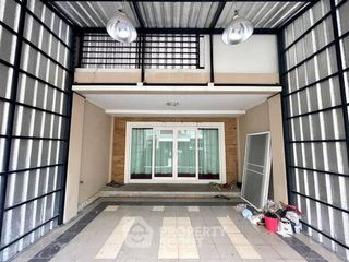 For sale 3 bedrooms townhouse in Bang Lamung, Chonburi