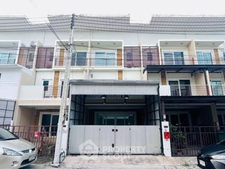 For sale 3 bedrooms townhouse in Bang Lamung, Chonburi