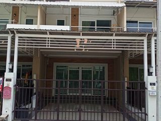 出售 4 卧室 联排别墅 在 Bang Lamung, Chon Buri