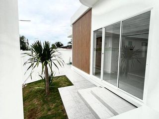 For sale 3 bedrooms townhouse in Bang Lamung, Chonburi