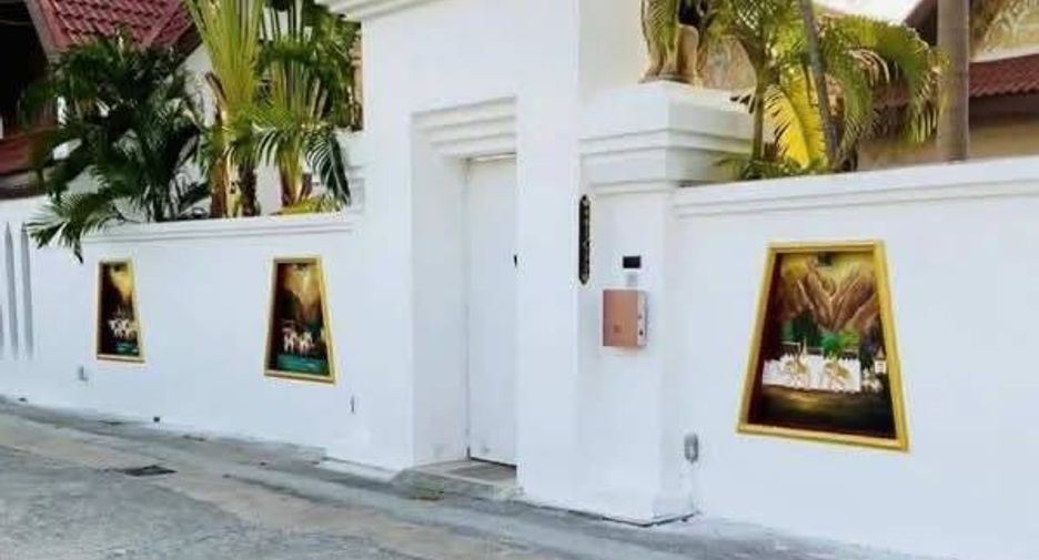 Villa en alquiler de 4 habitaciones en Jomtien, Pattaya