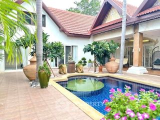 Villa zur Miete mit 4 Zimmer in Bang Lamung, Chonburi