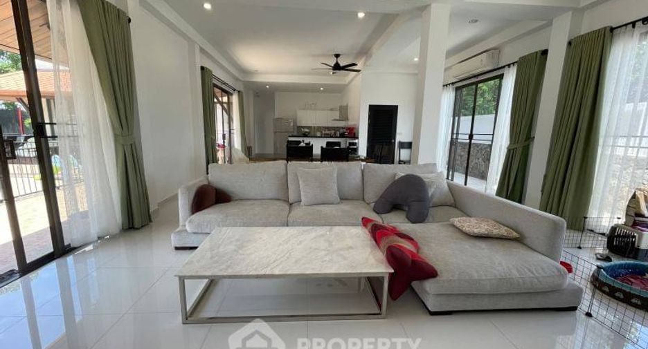 À vendre 3 chambres villa à East Pattaya, Pattaya