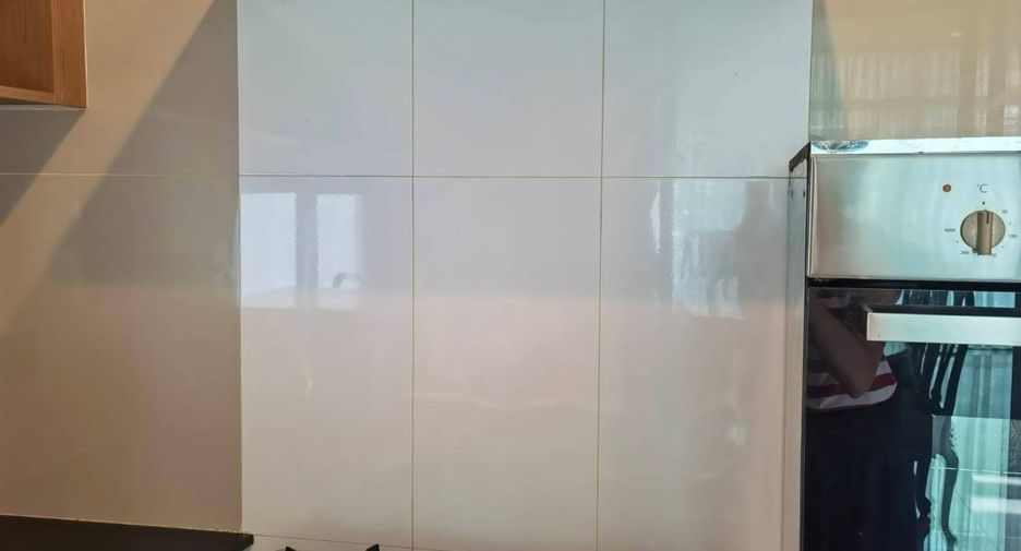 For rent 4 bedrooms house in Bang Kapi, Bangkok