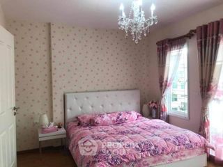For sale 3 bedrooms townhouse in Bang Lamung, Chonburi